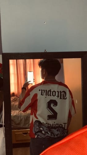 Customer photo review of Utopía Jerseys