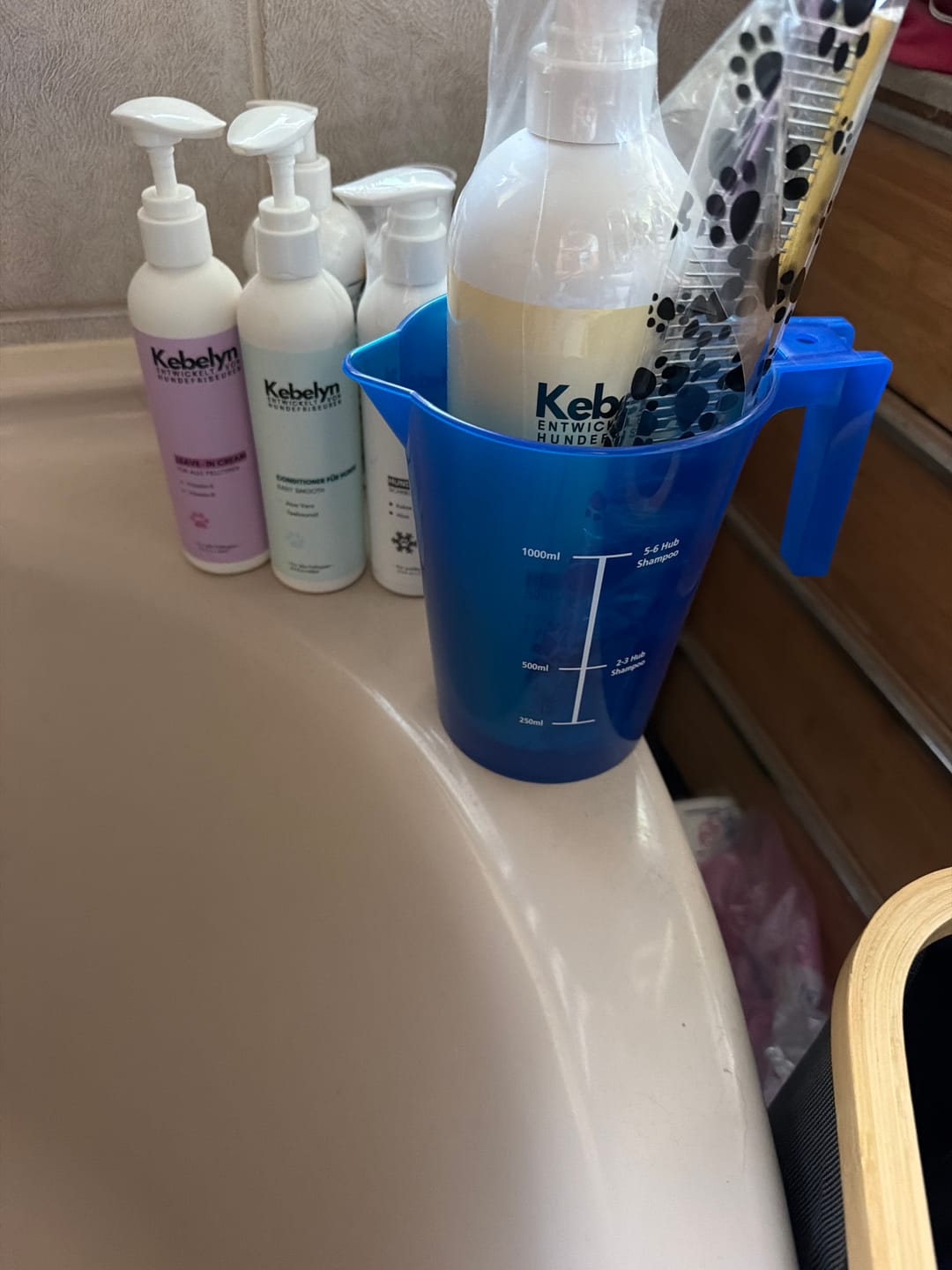 Customer photo review of Hundeshampoo Brilliant Color – für kräftige Fellfarben