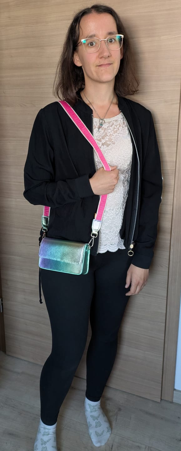 Customer photo review of DIY-Box: The Mini Crossbody