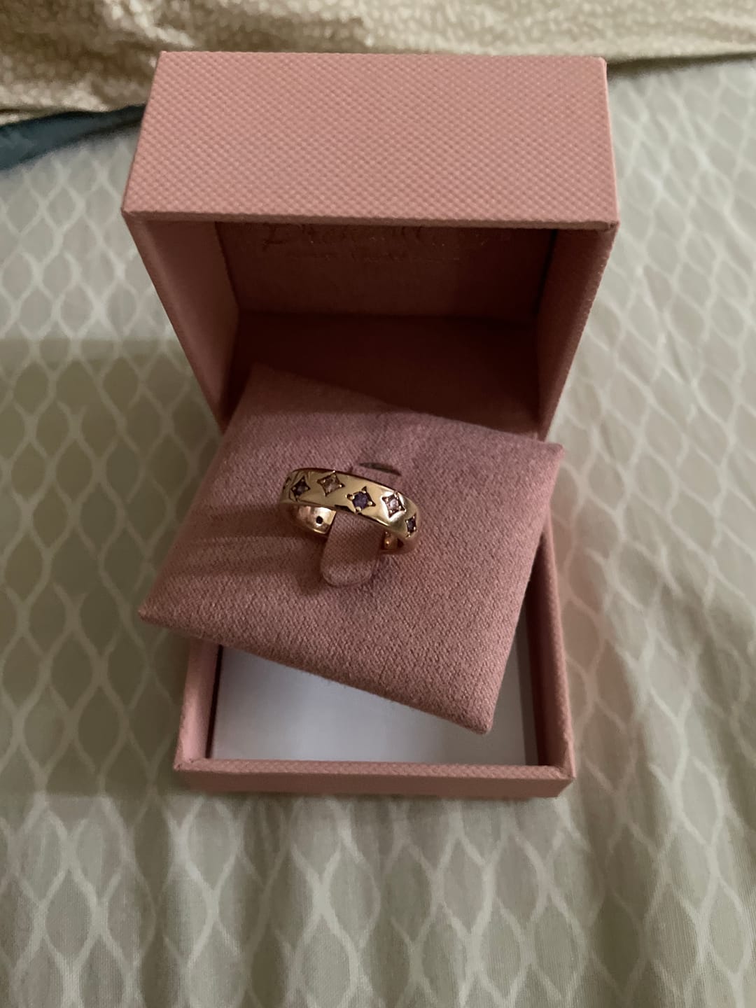 Customer photo review of Anello Fedina Étoile con Punti Luce in Cubic Zirconia