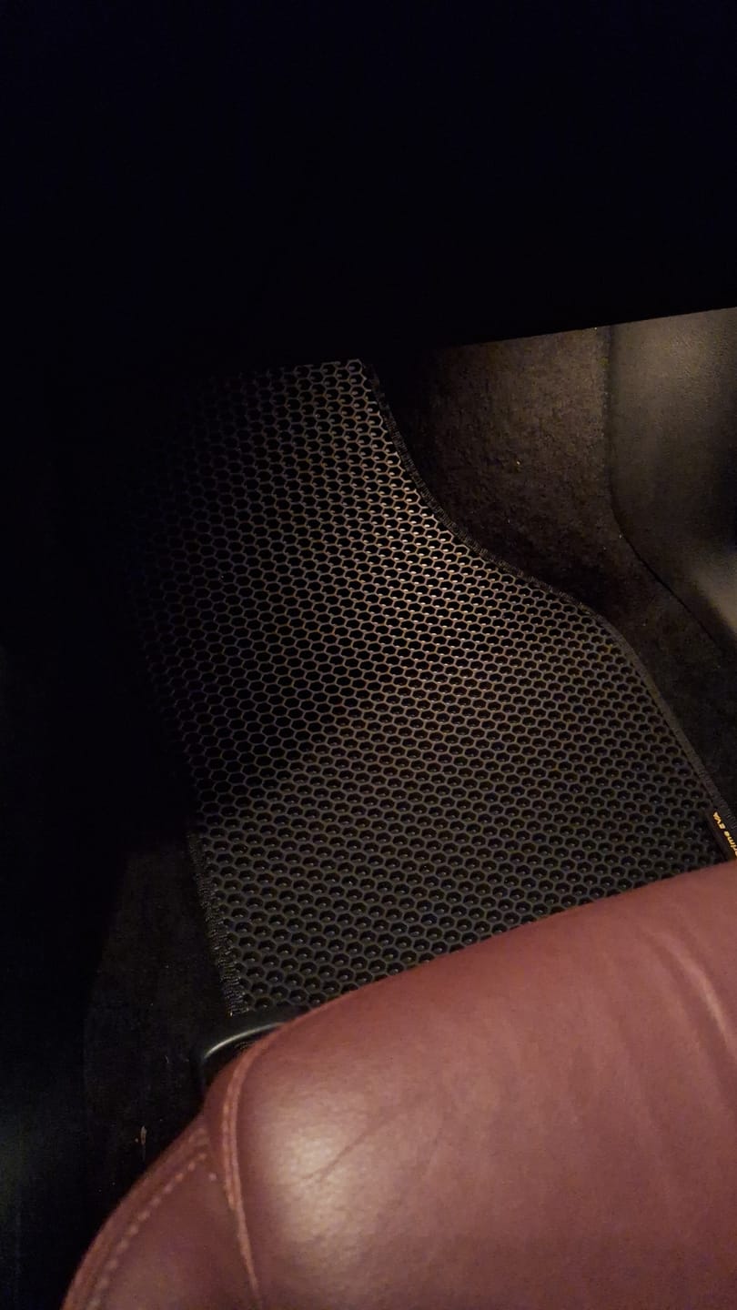 Customer photo review of Auto Fußmatten nach Maß - Vorne