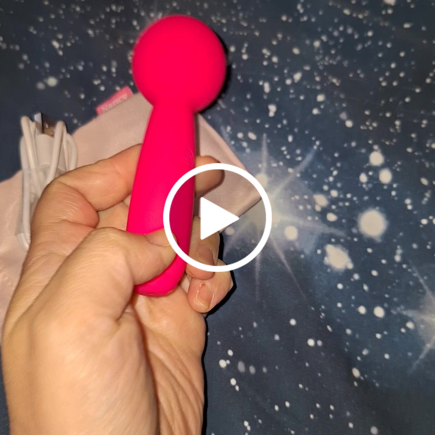 Customer video review of Lolly Mini Wand