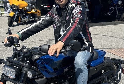 Customer photo review of Classic Men's Leather Jacket