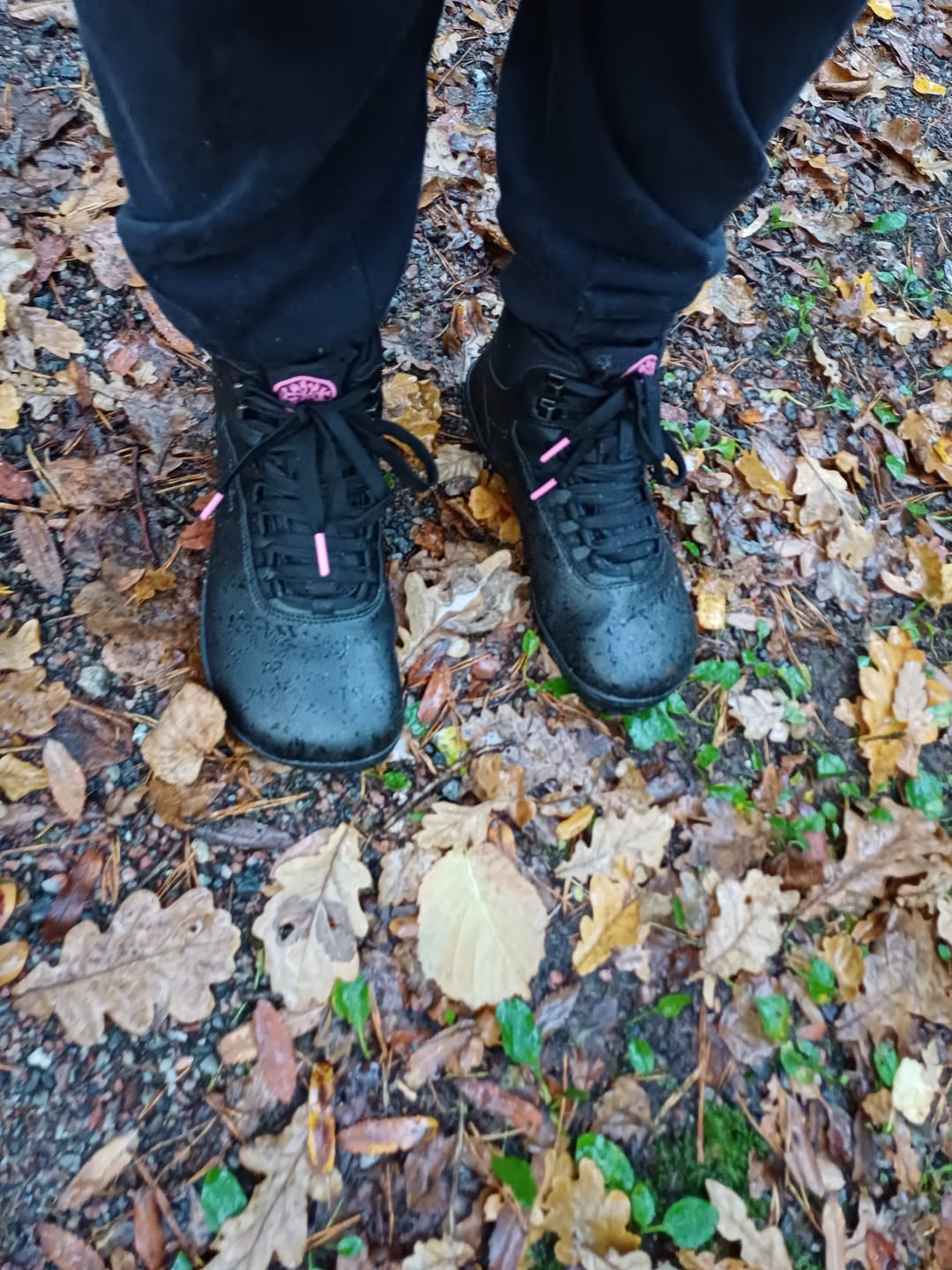 Customer photo review of Vaistoa Uoma 2 -paljasjalkavaelluskengät
