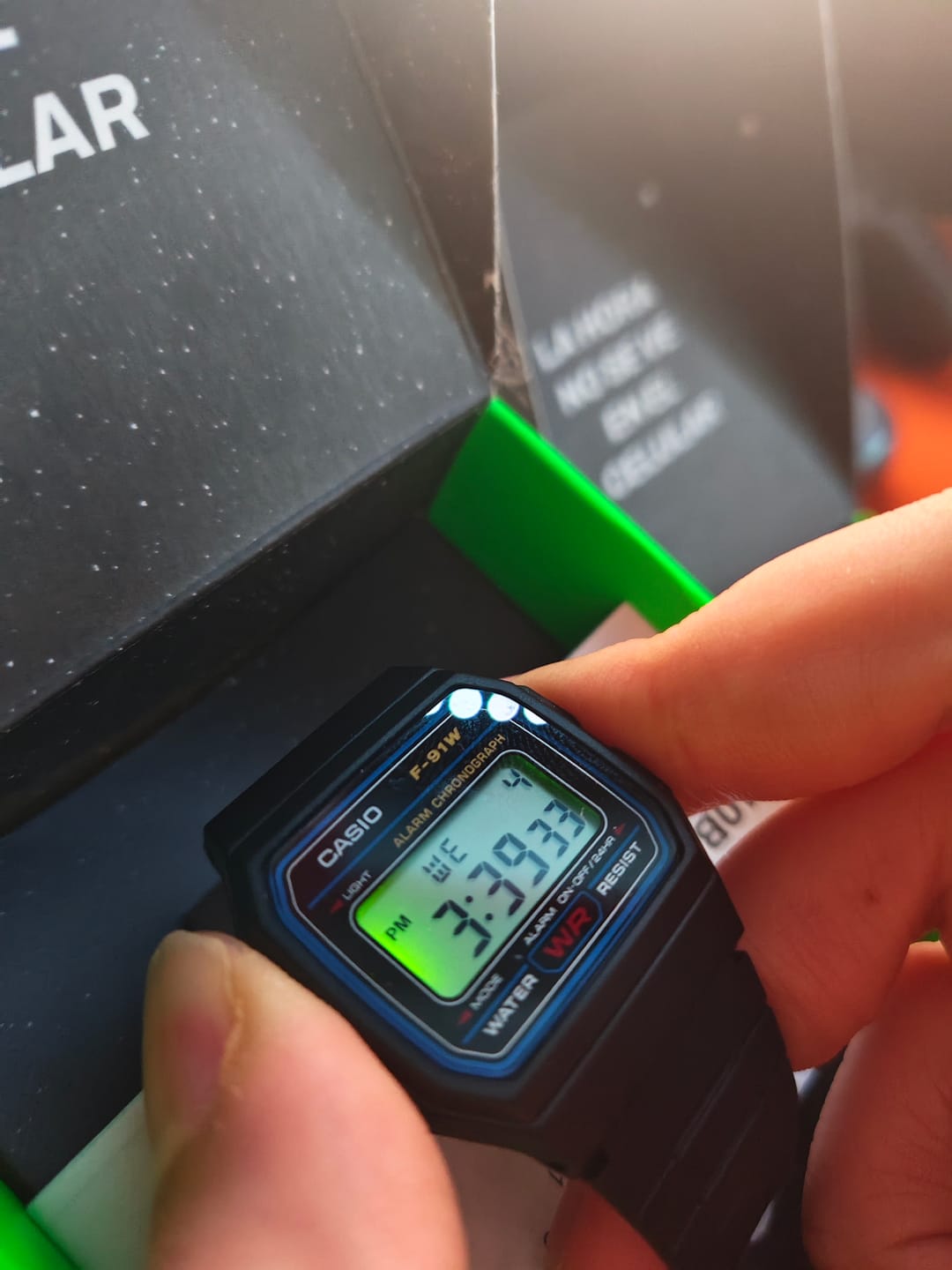 Customer photo review of Reloj Casio Vintage F-91W-1DG Clásico Líneas Azules