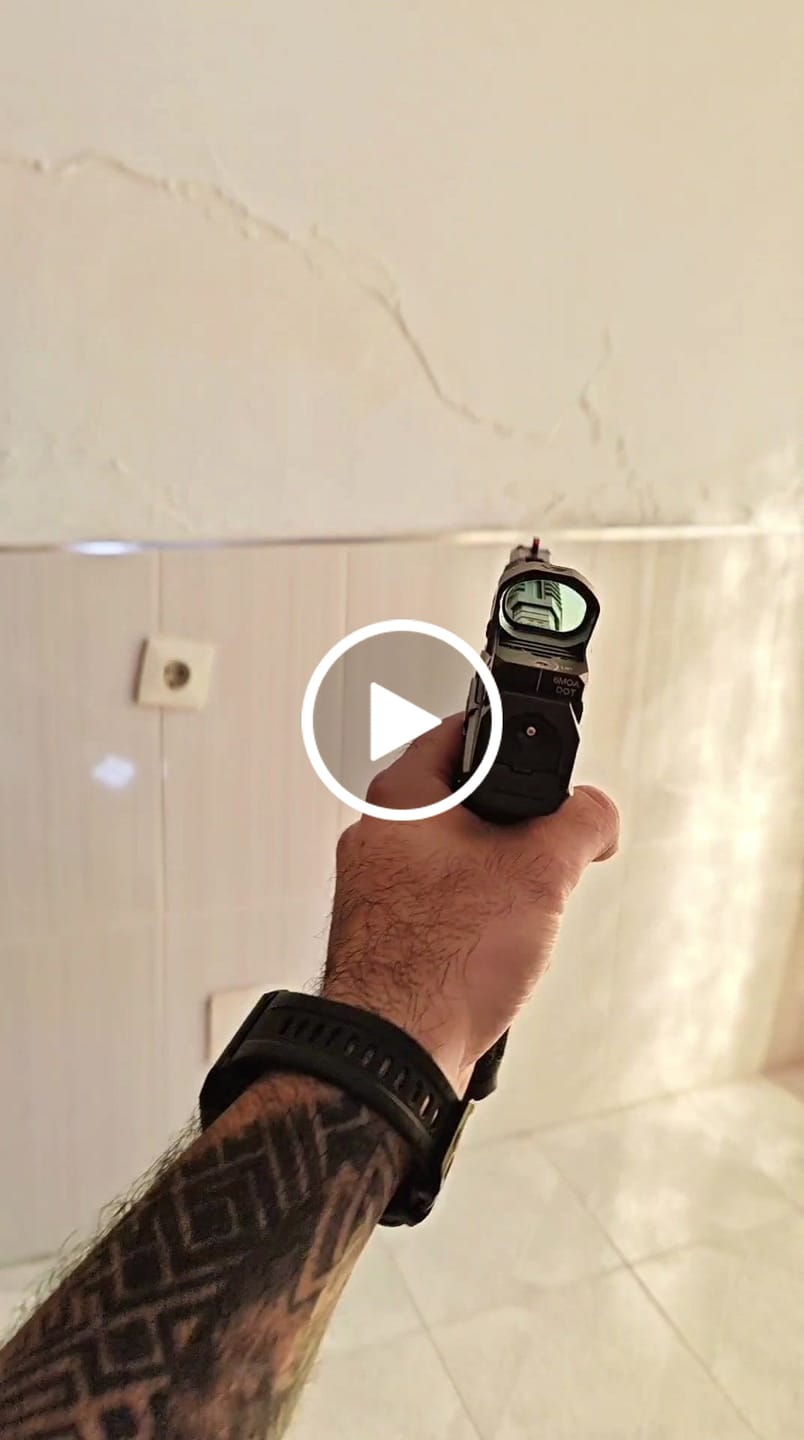 Customer video review of Frenzy 1x20x28 Red Dot Sight | 6MOA (SCRD-40)
