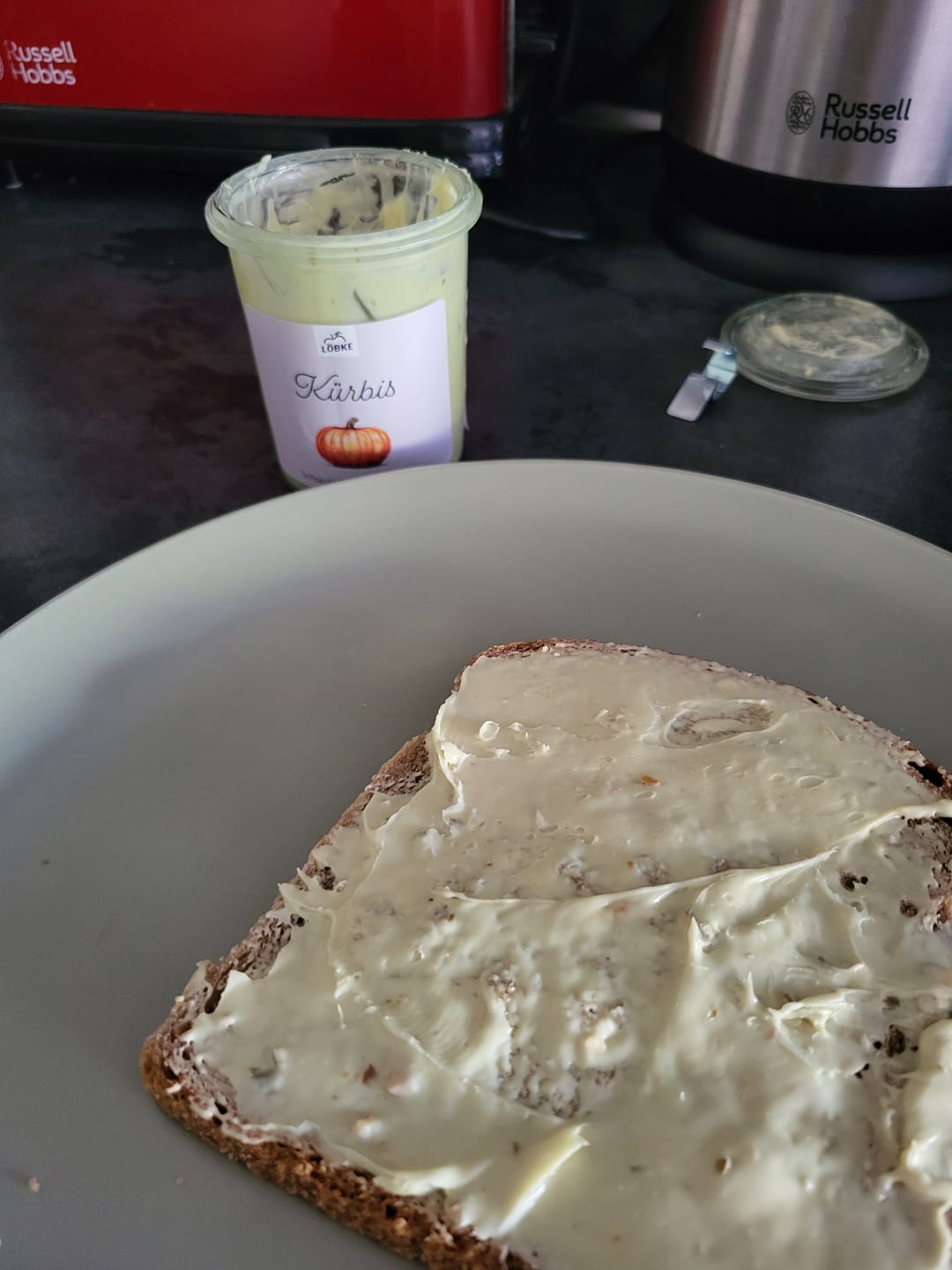 Customer photo review of Weiße Schokoladencreme mit Kürbiskernen vom Hof