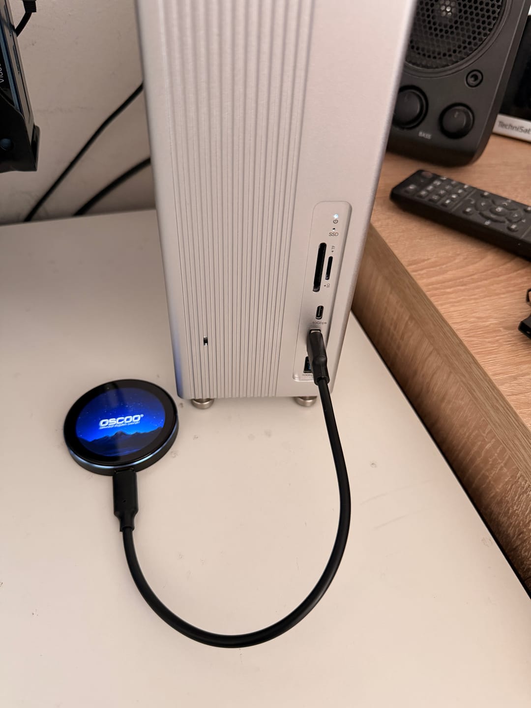 Customer photo review of MD600 20Gbps Magnetic Portable SSD with Password Protection and Smart Display