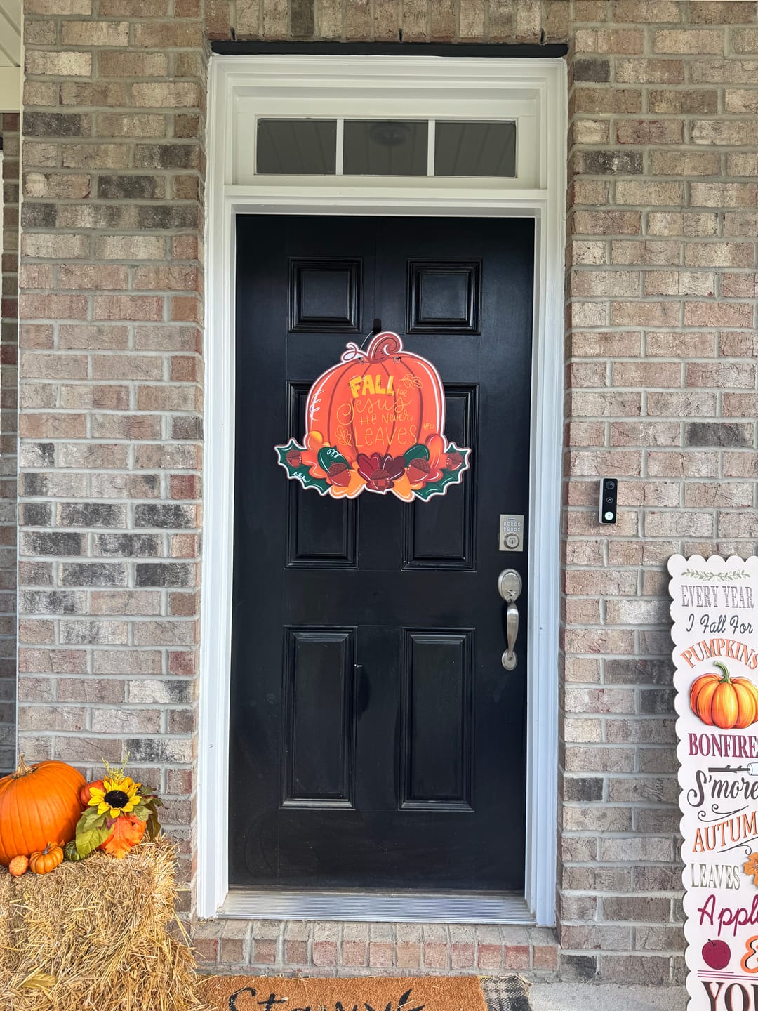 Customer photo review of Fall For Jesus Thanksgiving Pumpkin Door Hanger