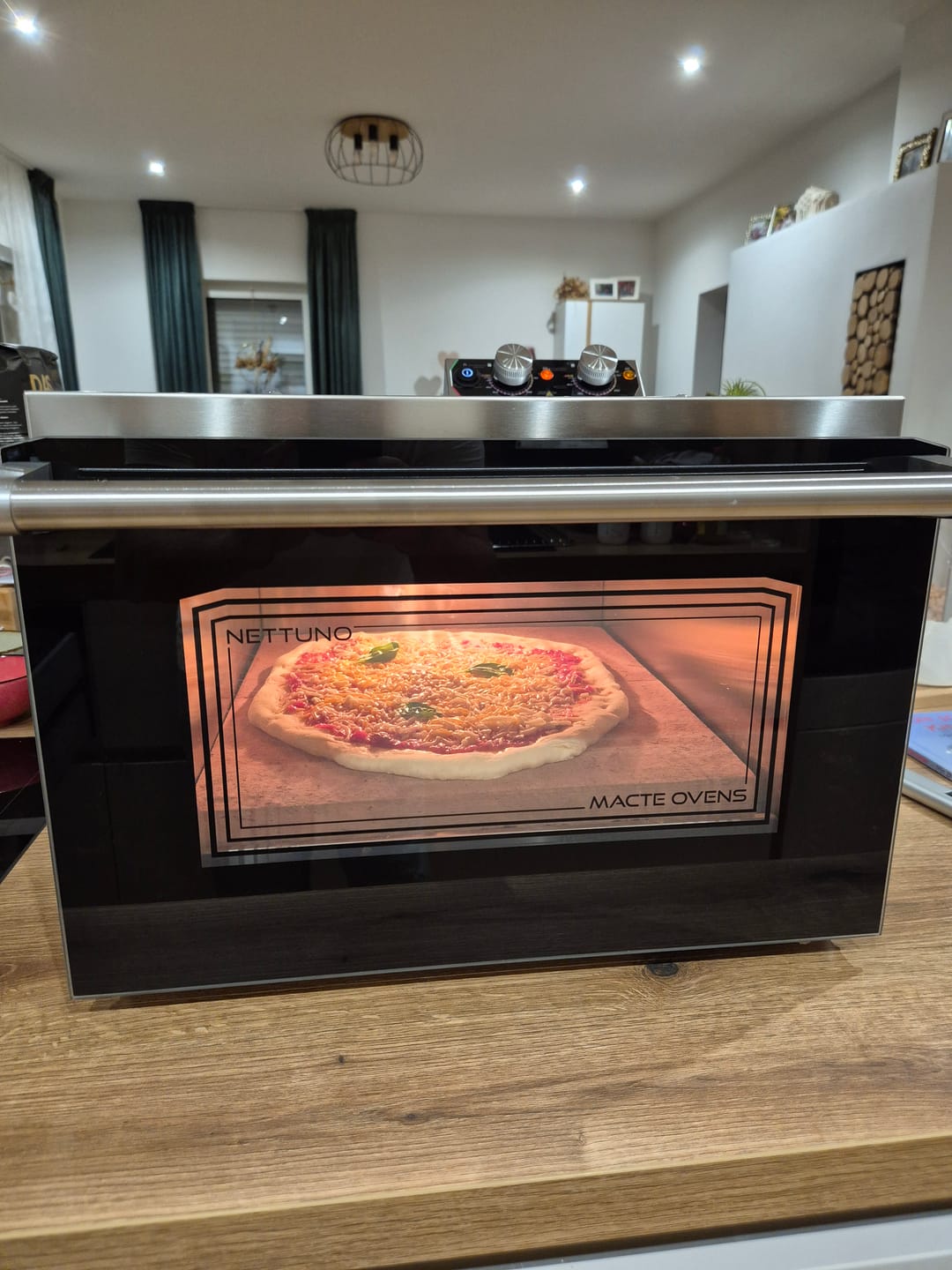 Customer photo review of Macte Ovens Nettuno | Forno elettrico per pizza e pane