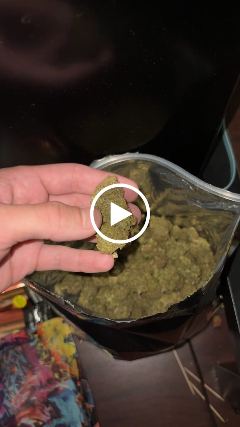 Customer video review of Red Velvet Light Assist THCA