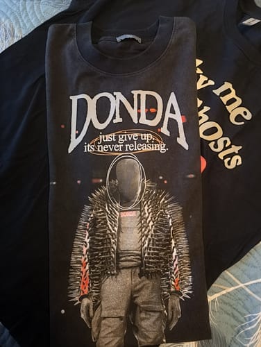 Customer photo review of Donda Washed Out Tee