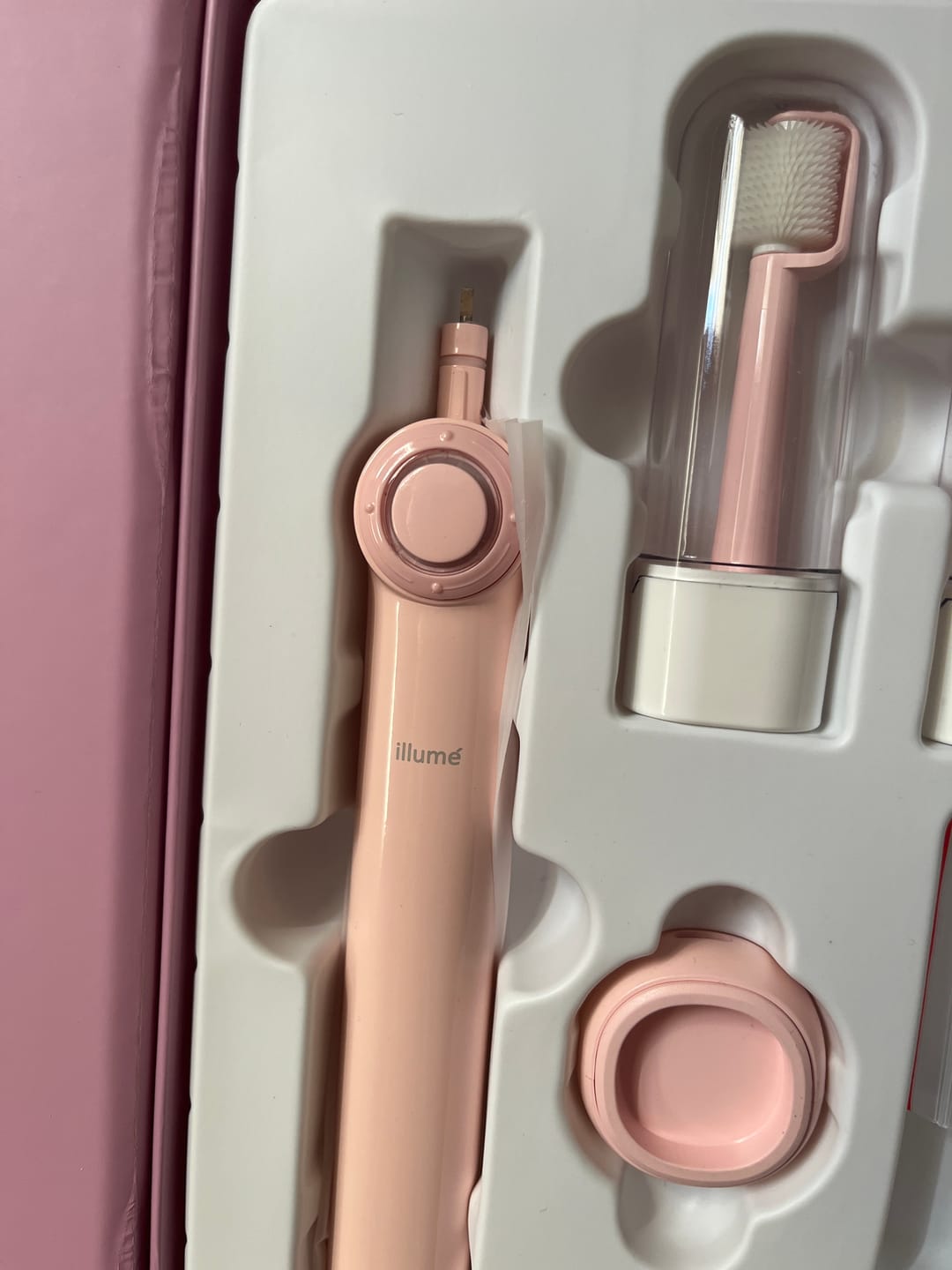 Customer photo review of Illumé Toothbrush Kit Pink