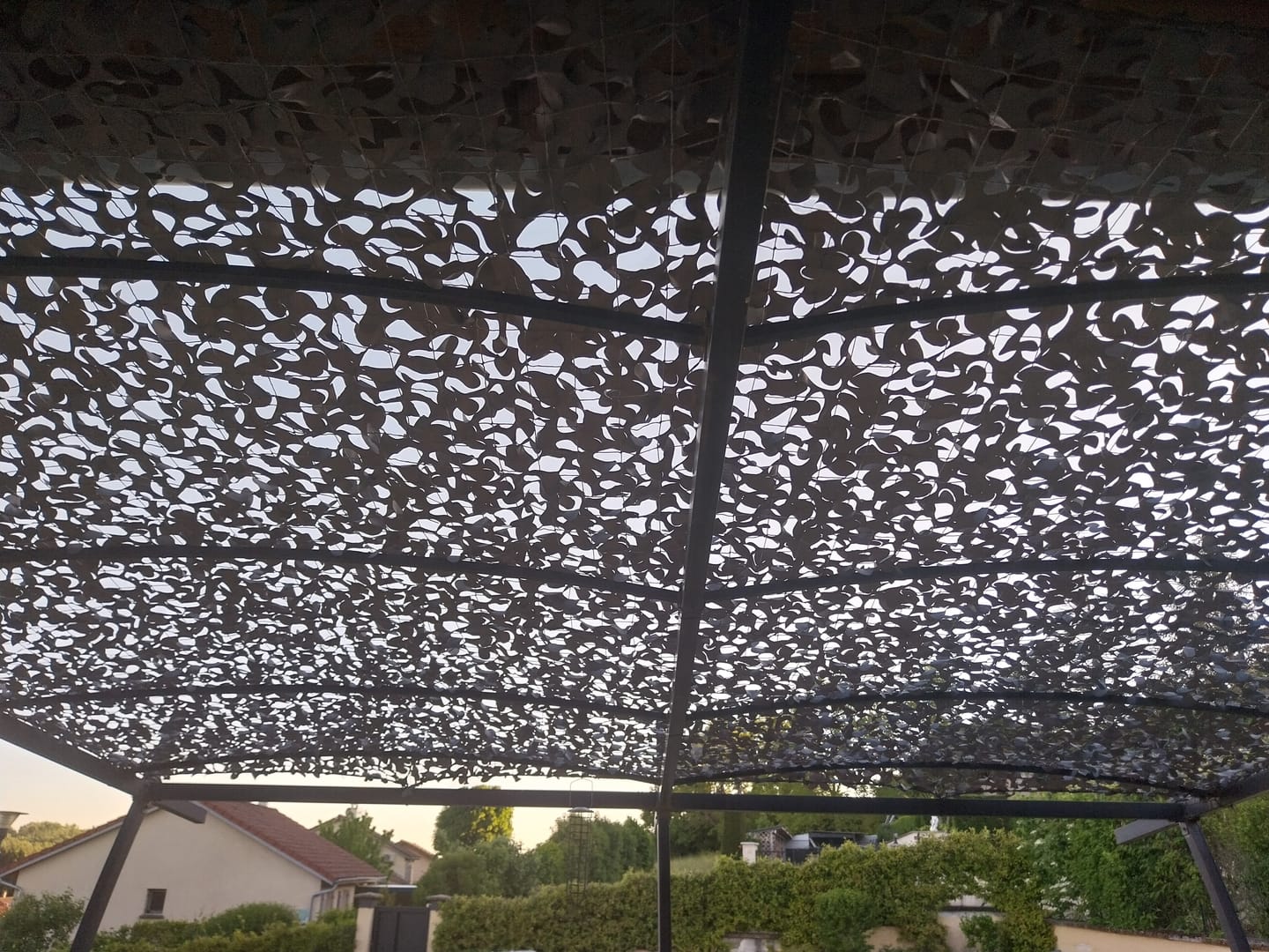 Customer photo review of Voile d'ombrage camouflage gris