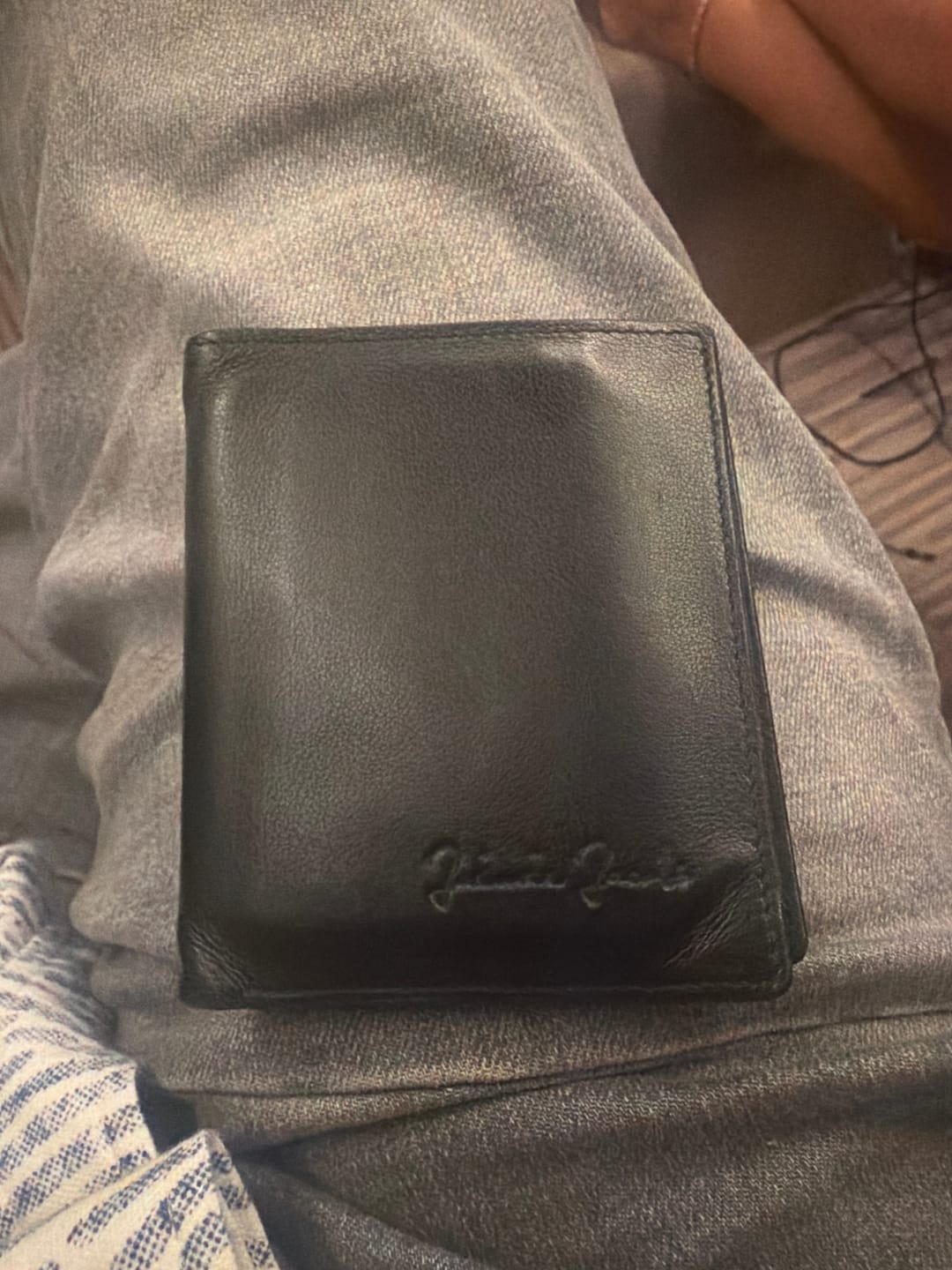Customer photo review of Slimstar - slim wallet with small coin pocket