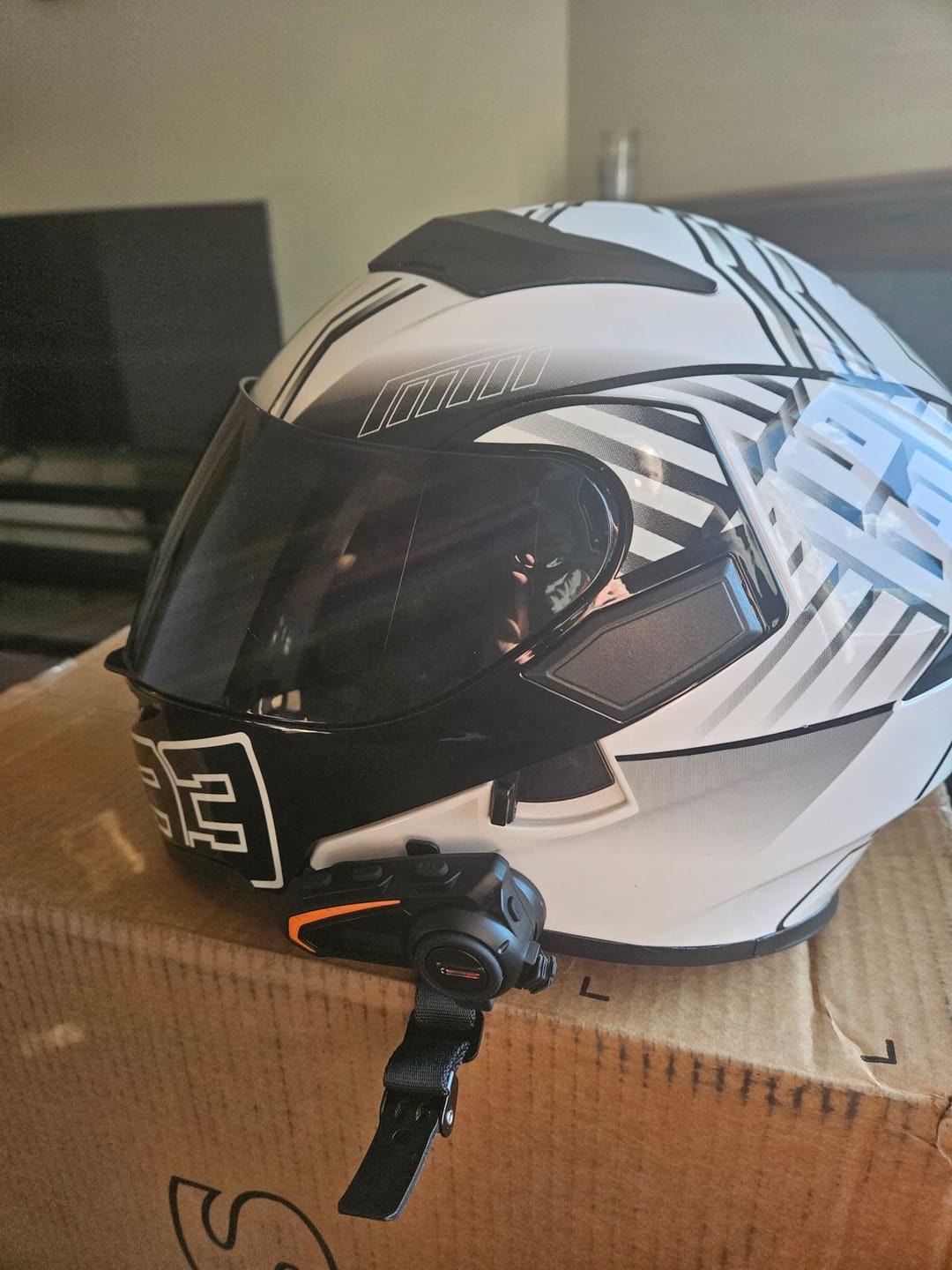Customer photo review of R5 Modular Helmet - Bluetooth Headset