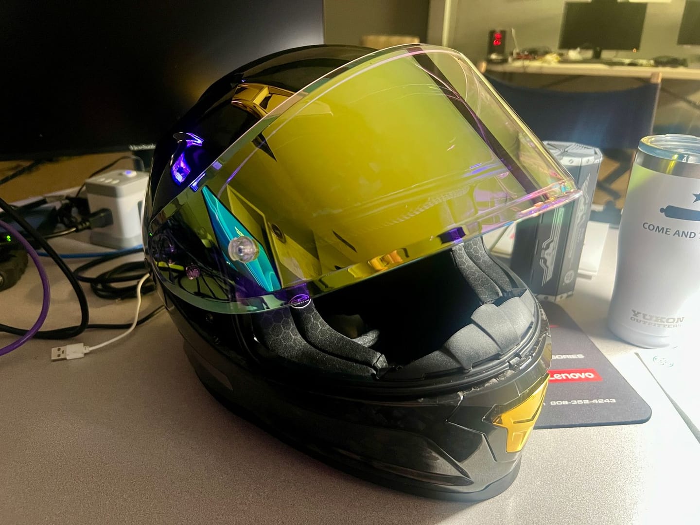 Customer photo review of R7 Carbon Full Face Helmet