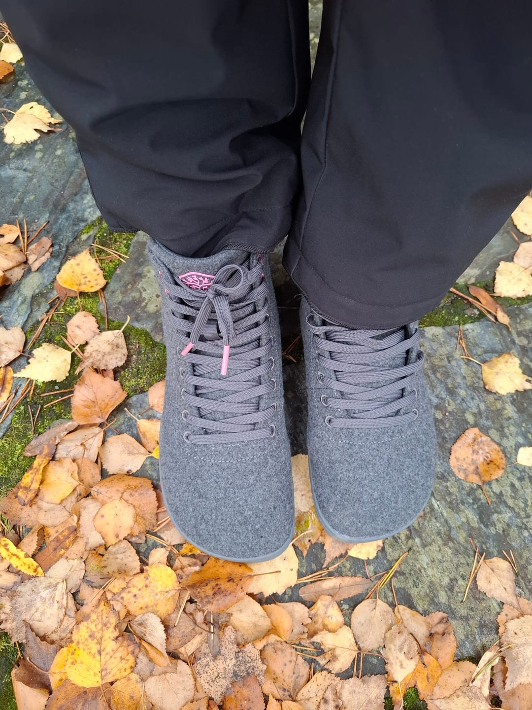 Customer photo review of Vaistoa Tunto 2 -paljasjalkatennarit