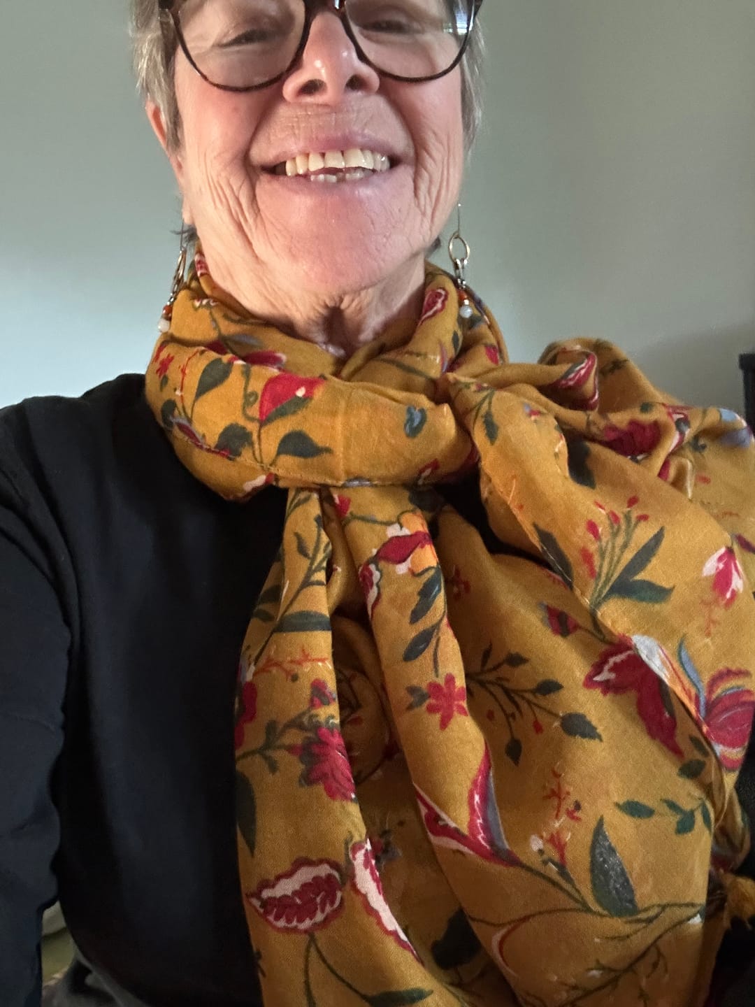 Customer photo review of Spring Yellow Floral Print Sunscreen Scarf