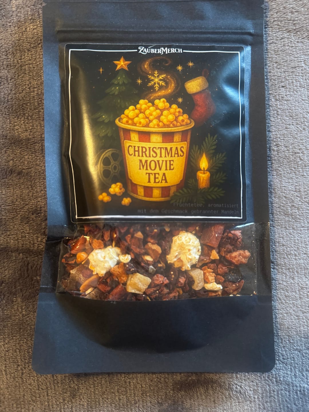 Customer photo review of Gingerbread Latte – Weihnachtlicher Schwarztee mit Mandel & Vanille | Limitierter Winter Tee
