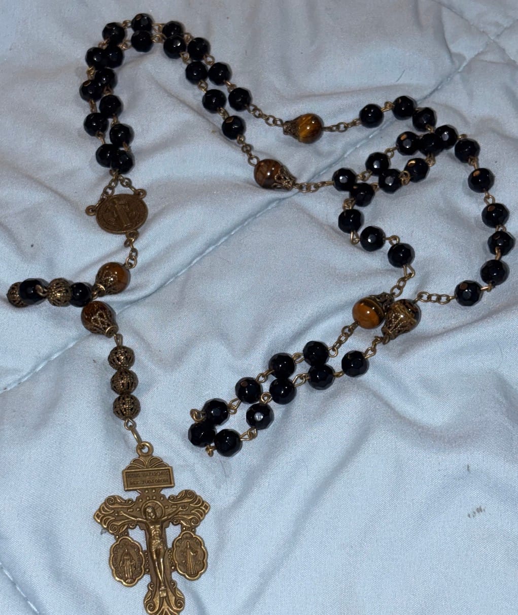Customer photo review of FREE Today: Vintage Obsidian Tiger Eye Beads Rosary with Pardon Crucifix & St. Benedict