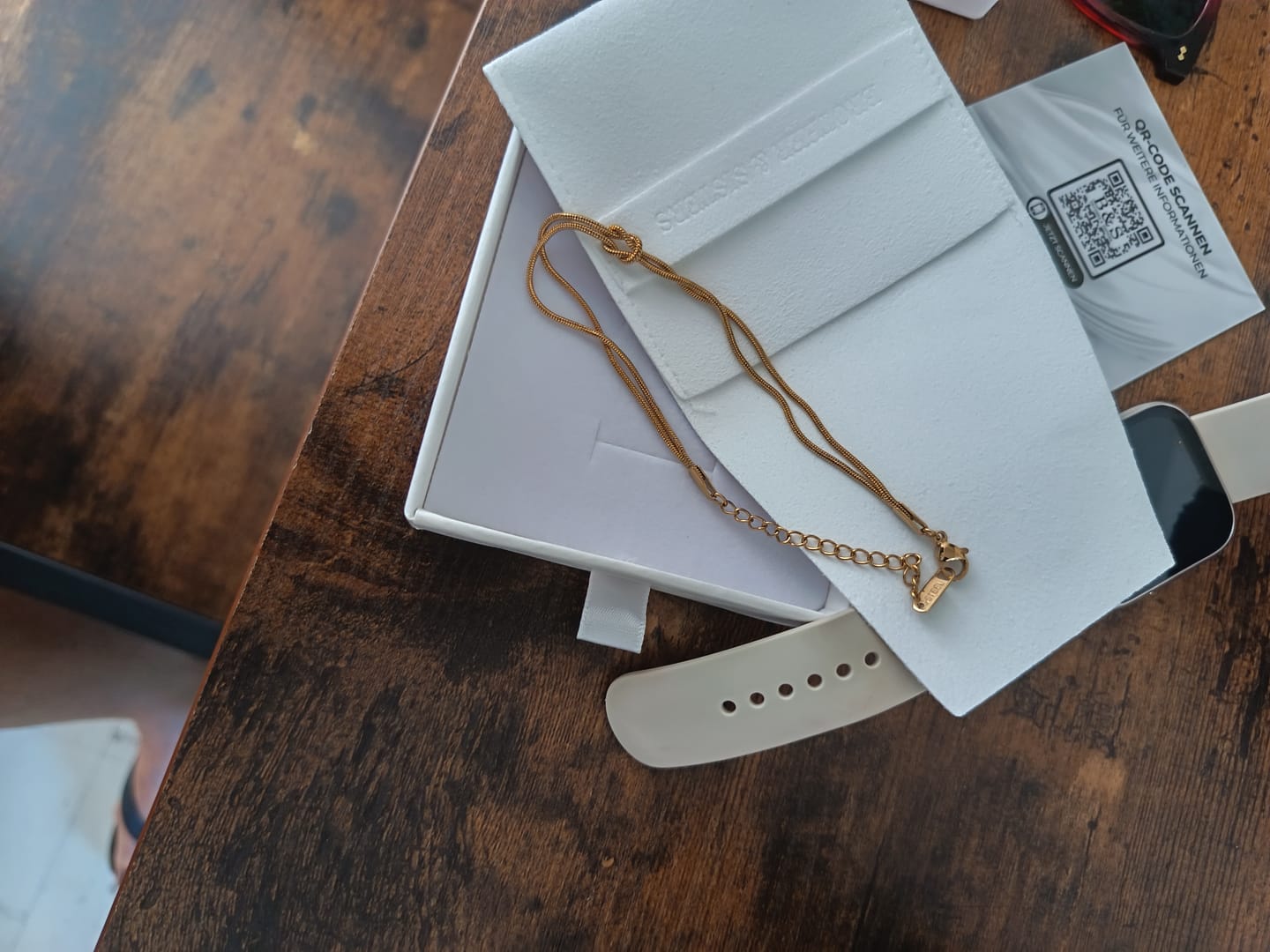Customer photo review of Knot Couple Bracelet