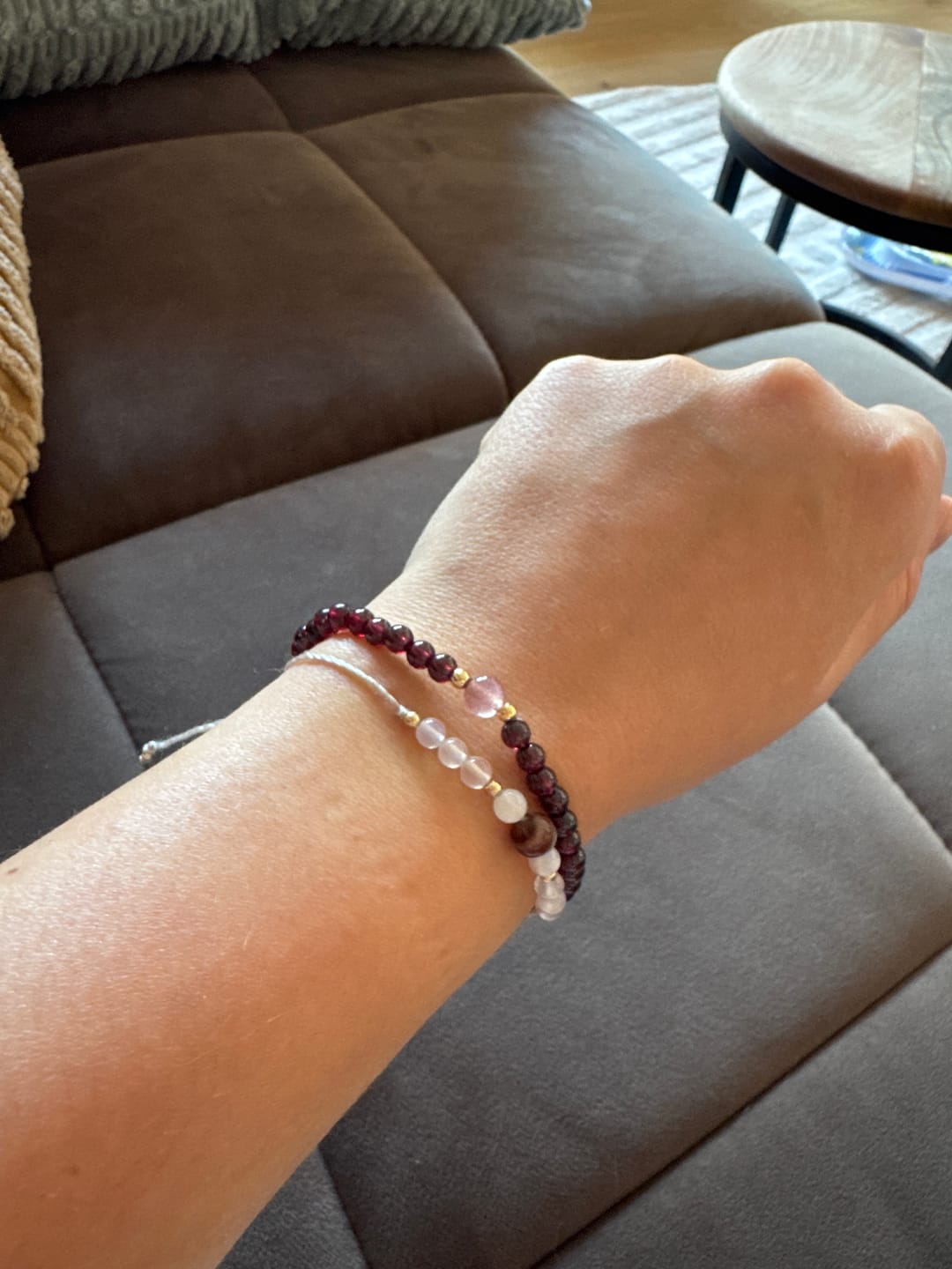Customer photo review of Rubin Armband - Perlen geschliffen