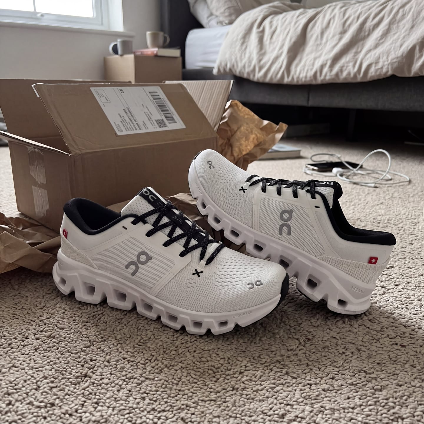 Customer photo review of OC X4 Lightweight Everyday Training Sneakers – White & Black
