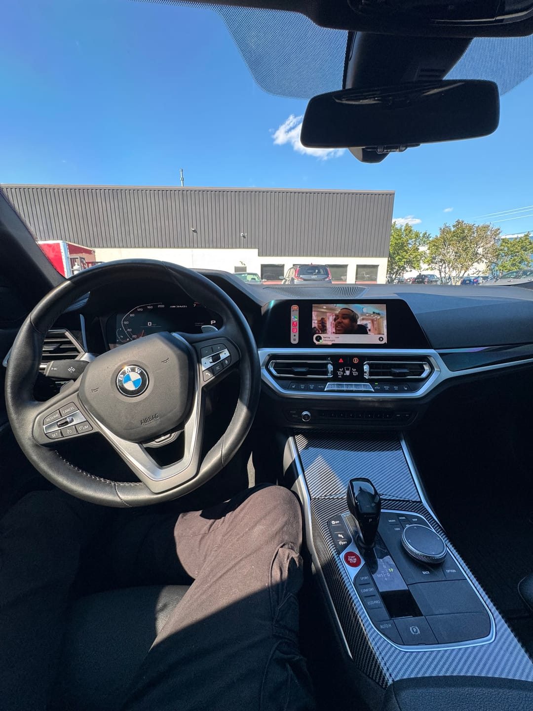 Customer photo review of RED STOP/START BUTTON FOR BMW F40 1 SERIES G42 2 SERIES G20 3 SERIES G22 4 SERIES