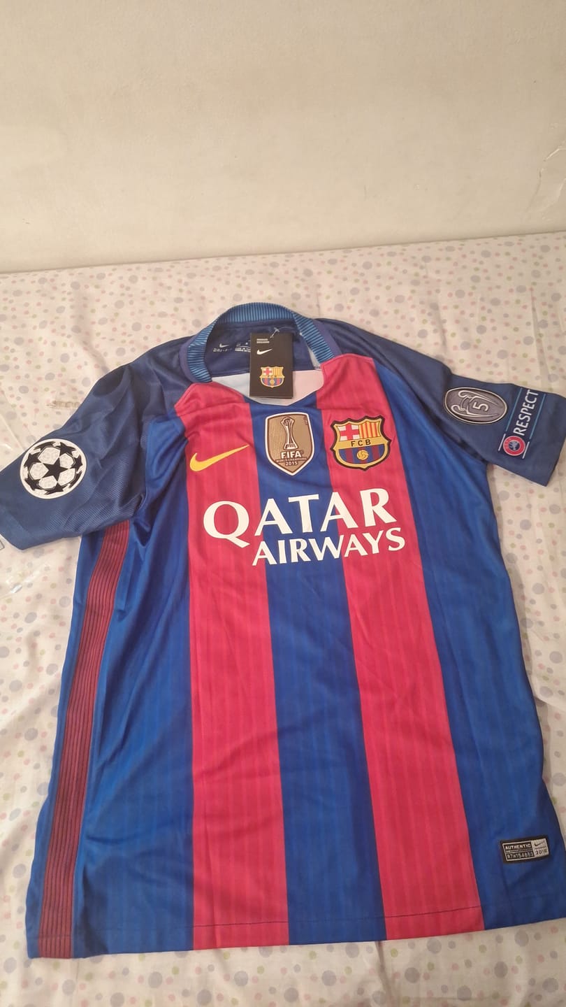 Customer photo review of Camisa Barcelona 2016/17 I
