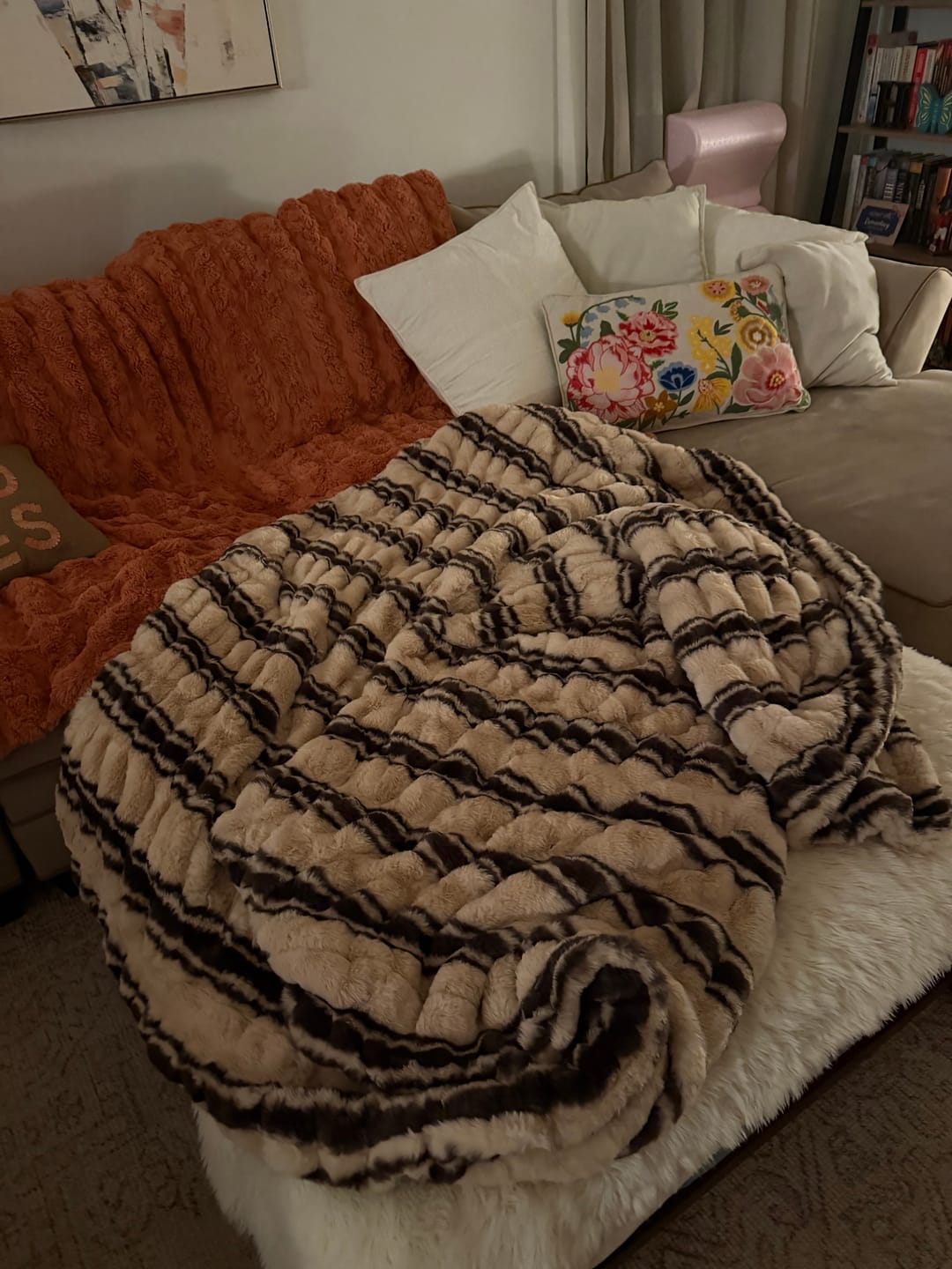 Customer photo review of Hugs Milk Chocolate Stripe Blanket