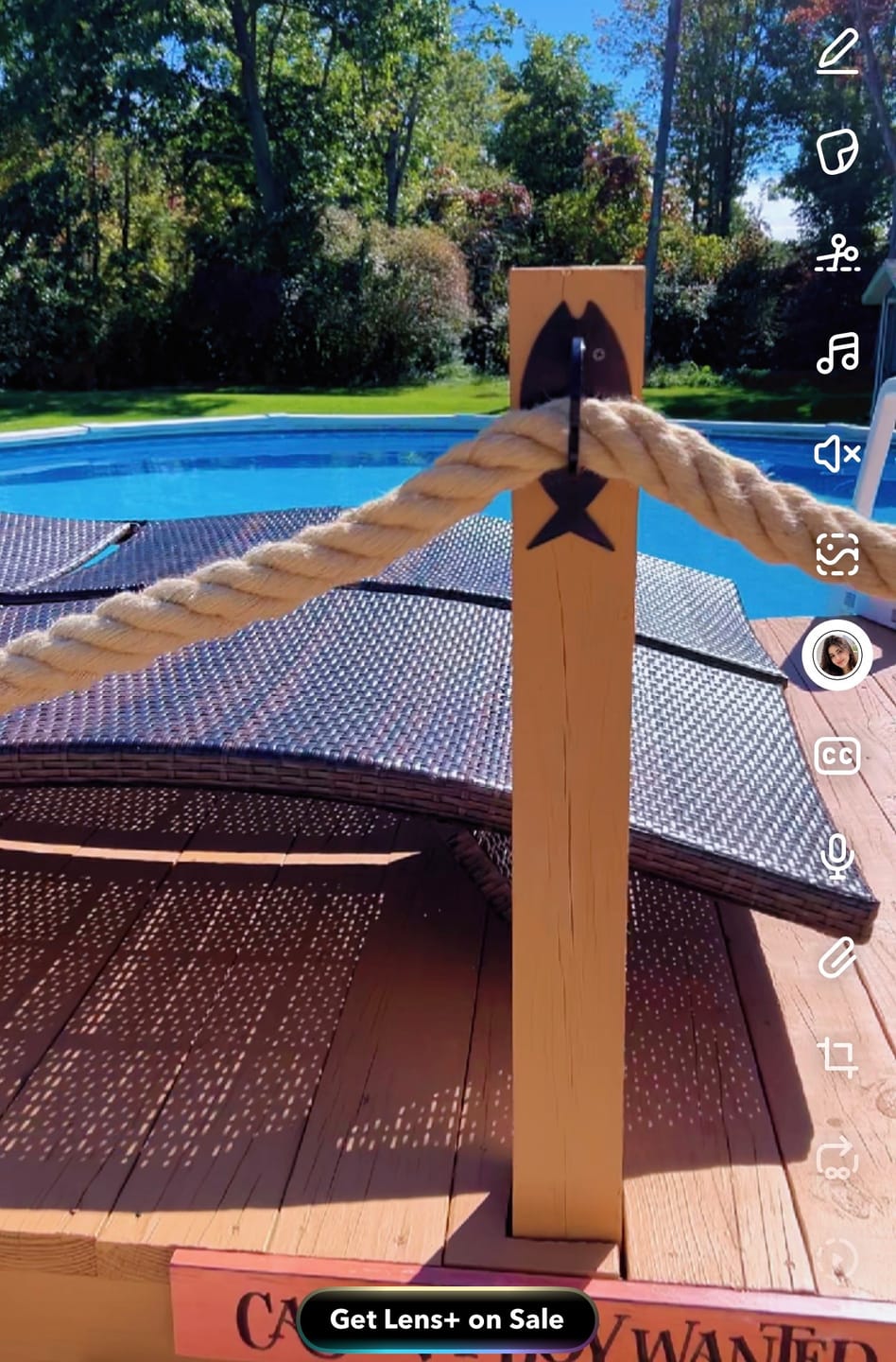 Customer photo review of Fish Design Nautical Rope Fence Bracket
