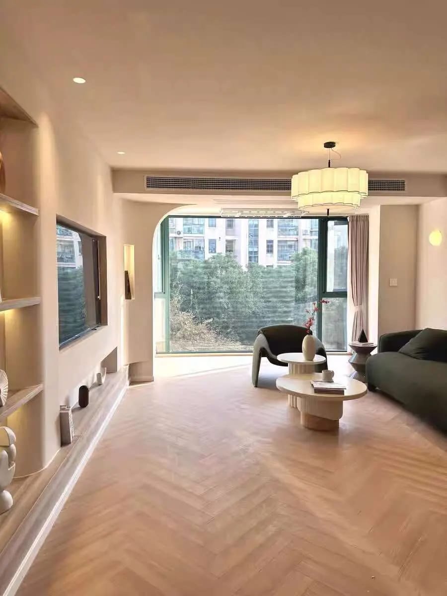 Customer photo review of Ceiling Light, Fluted Fabric Shade, 45 to 65 cm Wide