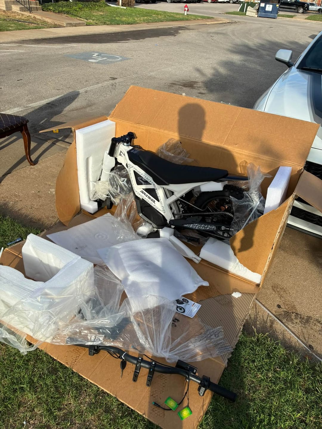 Customer photo review of Eskute® NOVA Beast 5500W Electric Dirt Bike