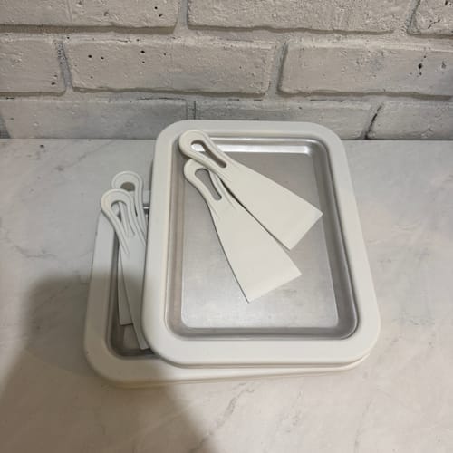 Customer photo review of Frozie™ – Freezable Ice Cream Making Plate