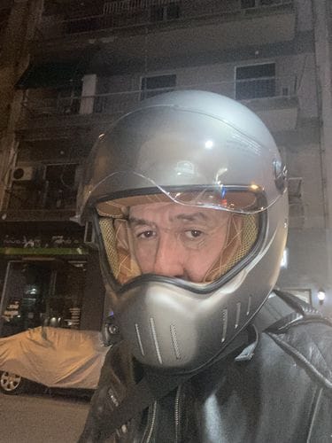 Customer photo review of T11 Cafe Racer Helmet