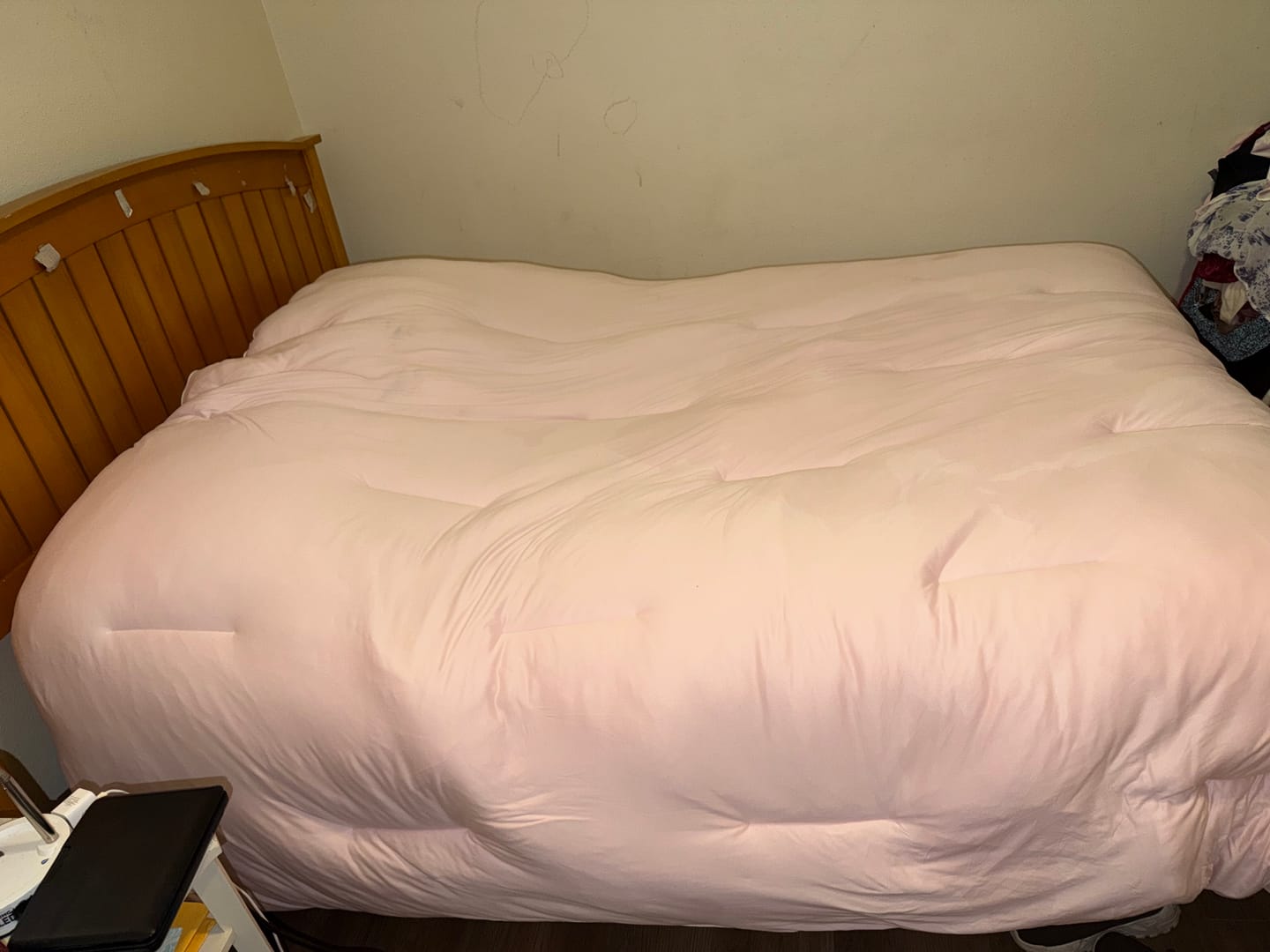 Customer photo review of MarshMellow Comforter