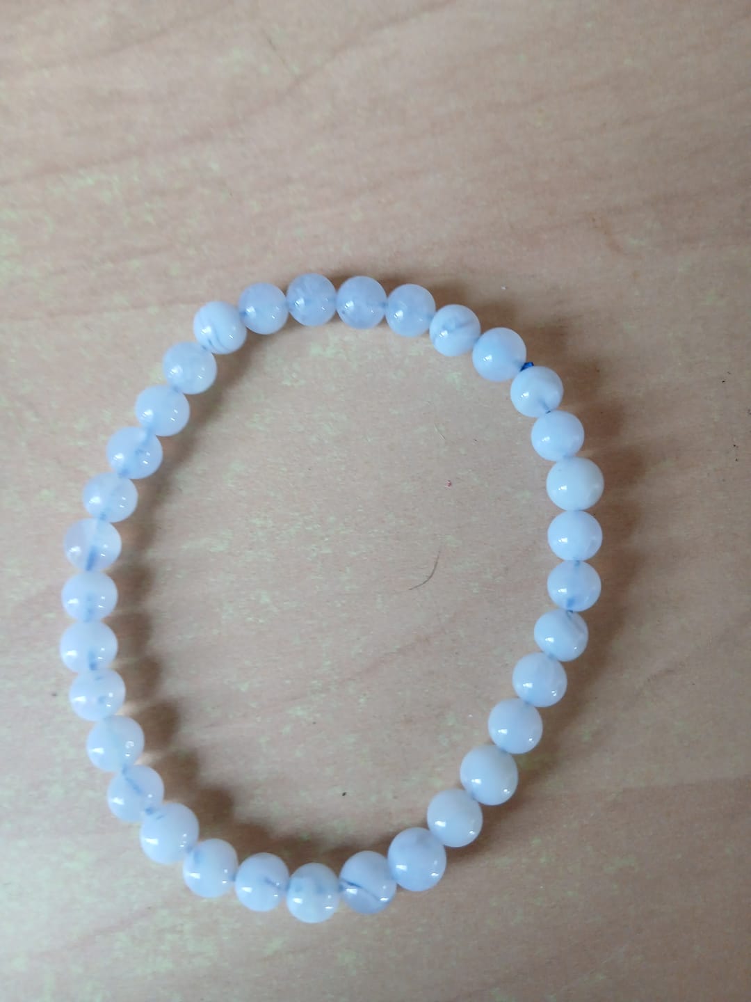 Customer photo review of Bracelet Calcédoine "Clarté"