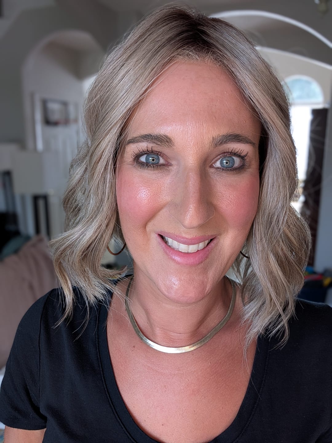 Customer photo review of JUST THRIVE - Soft Beige Blonde