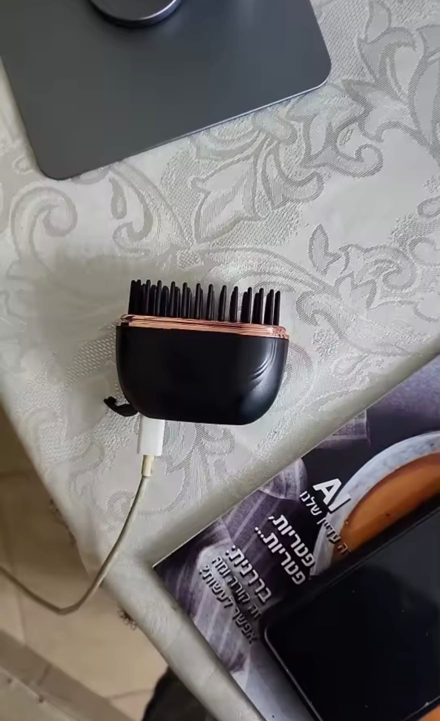 Customer photo review of Styli - Deine Haare brauchen ein schnelles Update? Style sie einfach unterwegs nach.