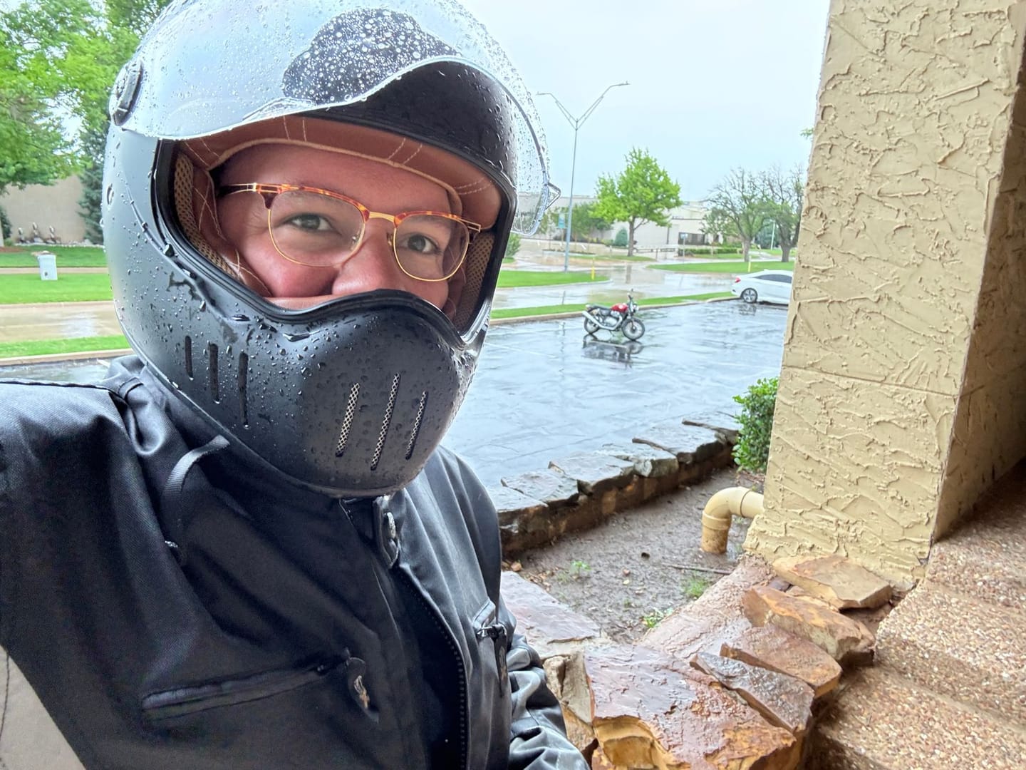 Customer photo review of T11 Cafe Racer Helmet