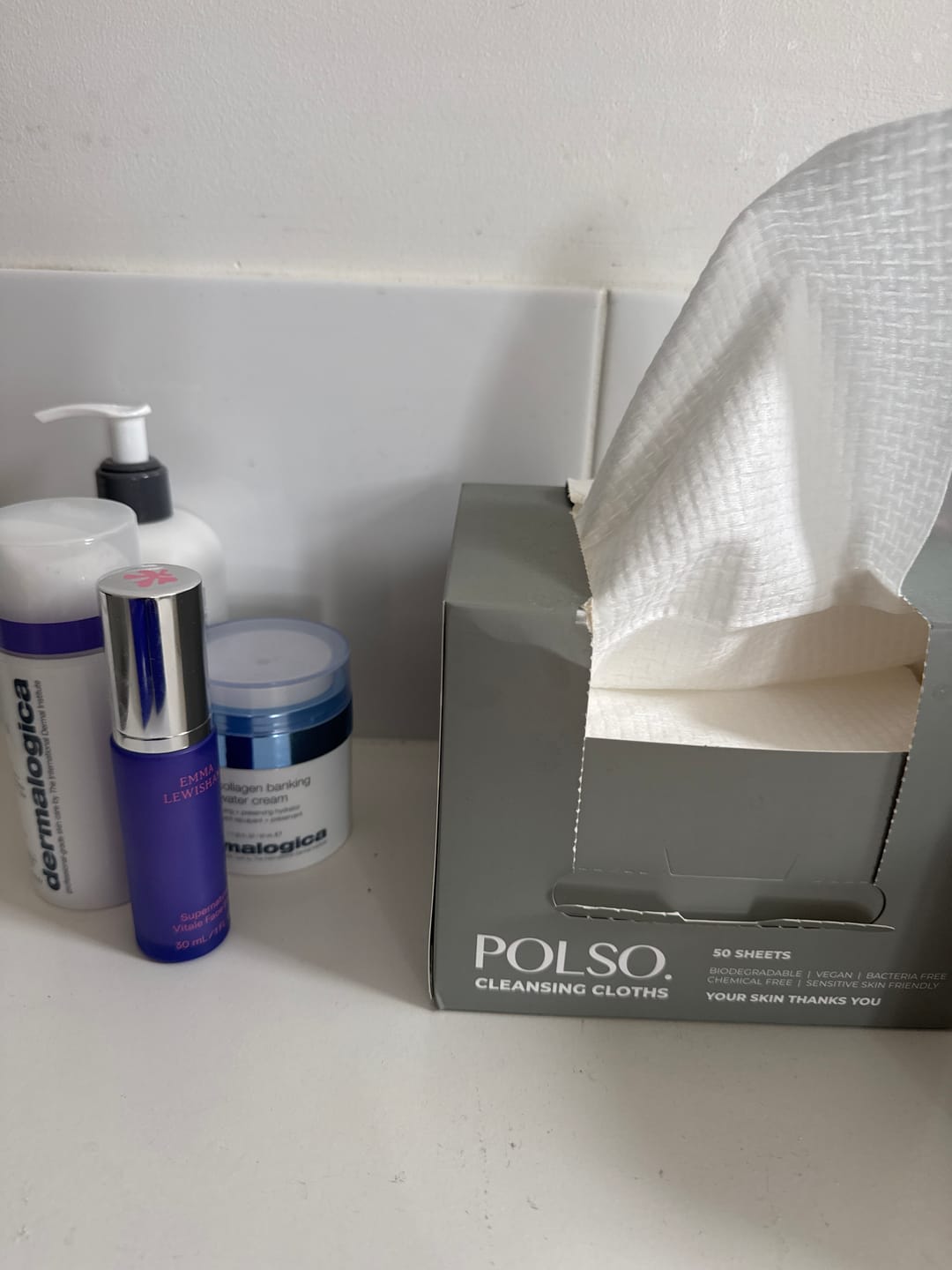 Customer photo review of Cleansing Cloths