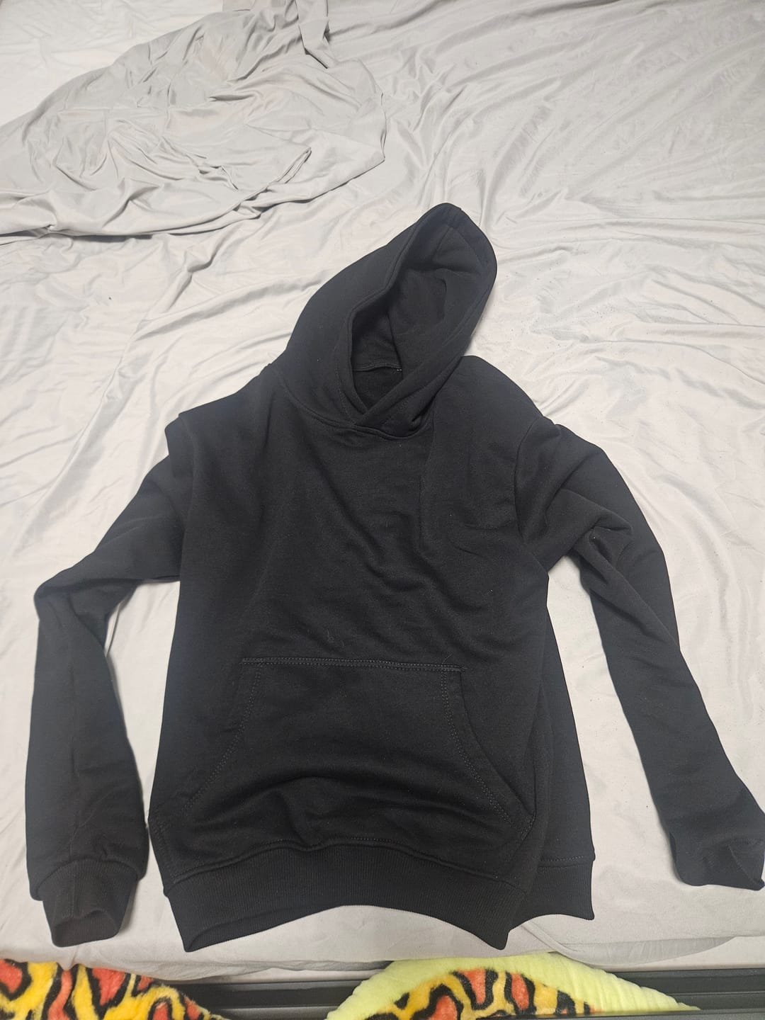 Customer photo review of Hoodie Premium Blanks 330GSM Black