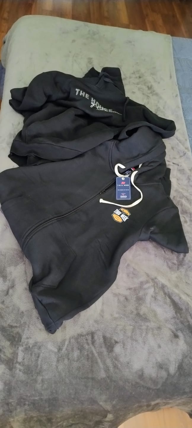 Customer photo review of Buzo Campera Stone T.