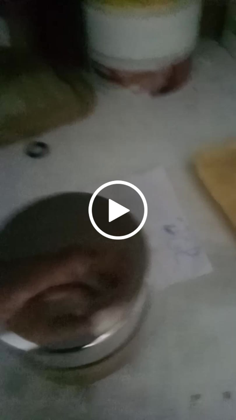 Customer video review of Pack of 2 Lip Cream + FREE Scrub