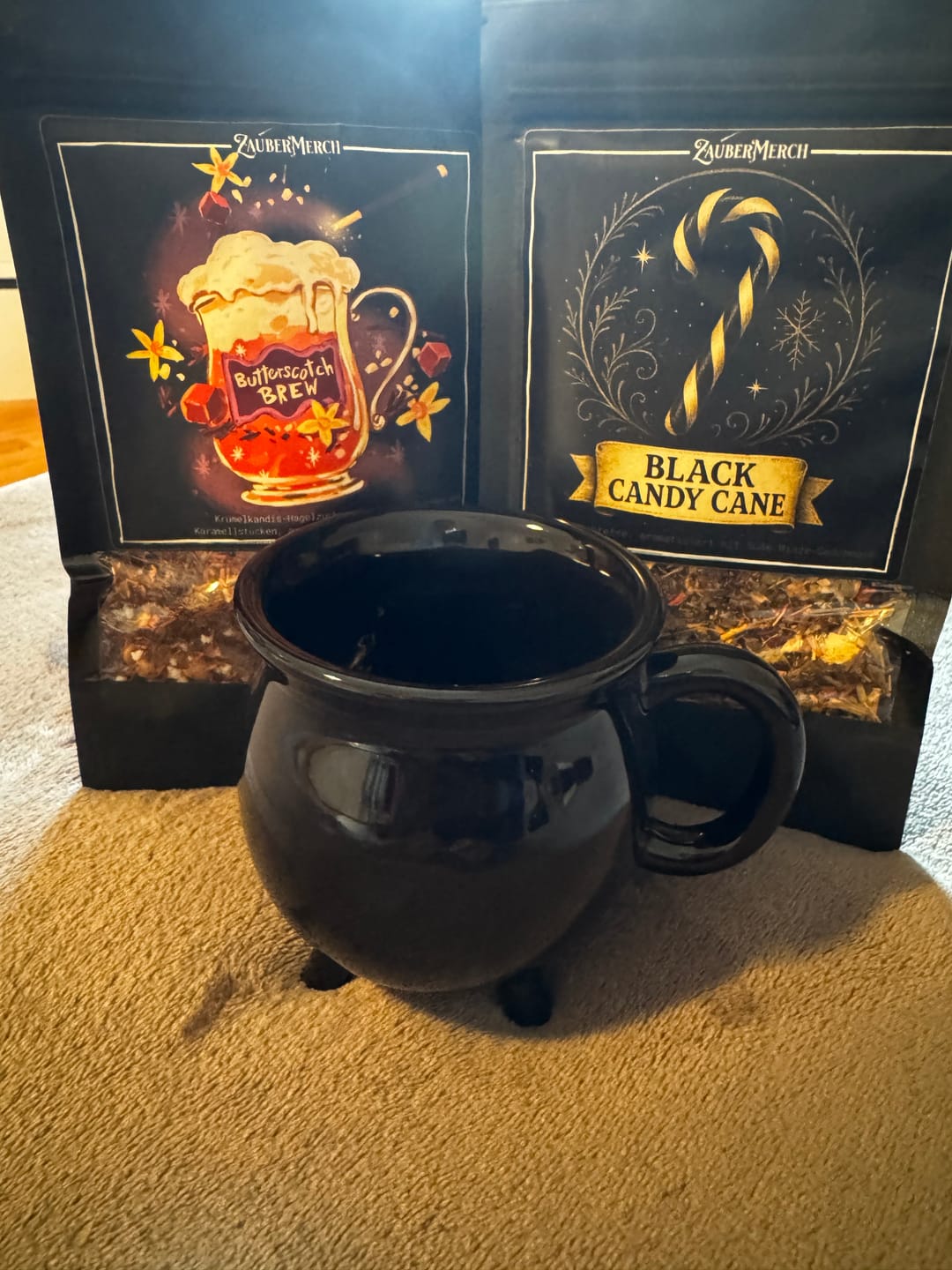 Customer photo review of Schwarze Kessel Tasse