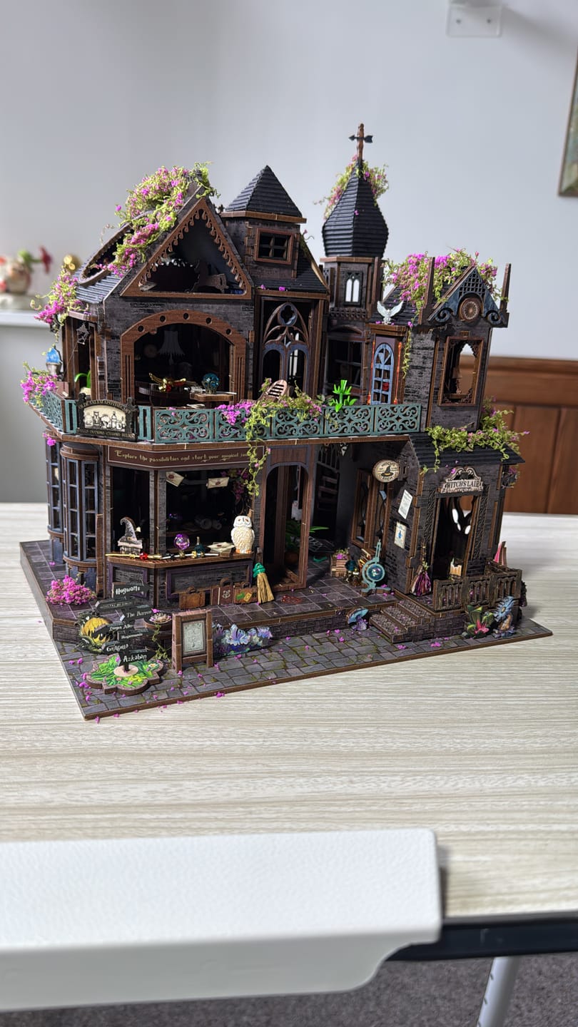 Customer photo review of The Witch's Lair