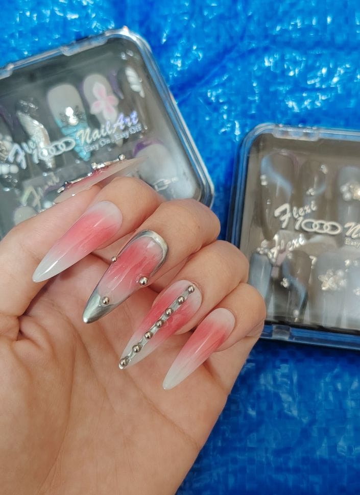 Customer photo review of Midnight Pearl Cat Eye