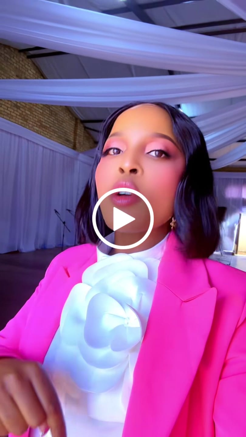 Customer video review of Double Drawn Glue-less Pre- Bleached Bob Wig
