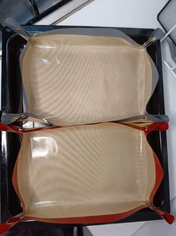 Customer photo review of Leakproof Baking Mat That Snaps Into a Tray